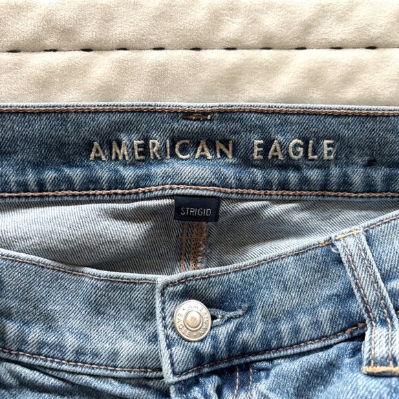 American Eagle AE Ex-Boyfriend High Rise Jeans Sz 10 Short Light Wash Strigid De - Picture 6 of 9